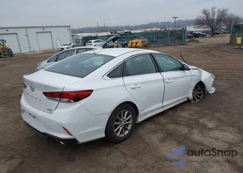 2018 Hyundai Sonata Se z USA, uszkodzony, nr VIN 5NPE24AF9JH680477